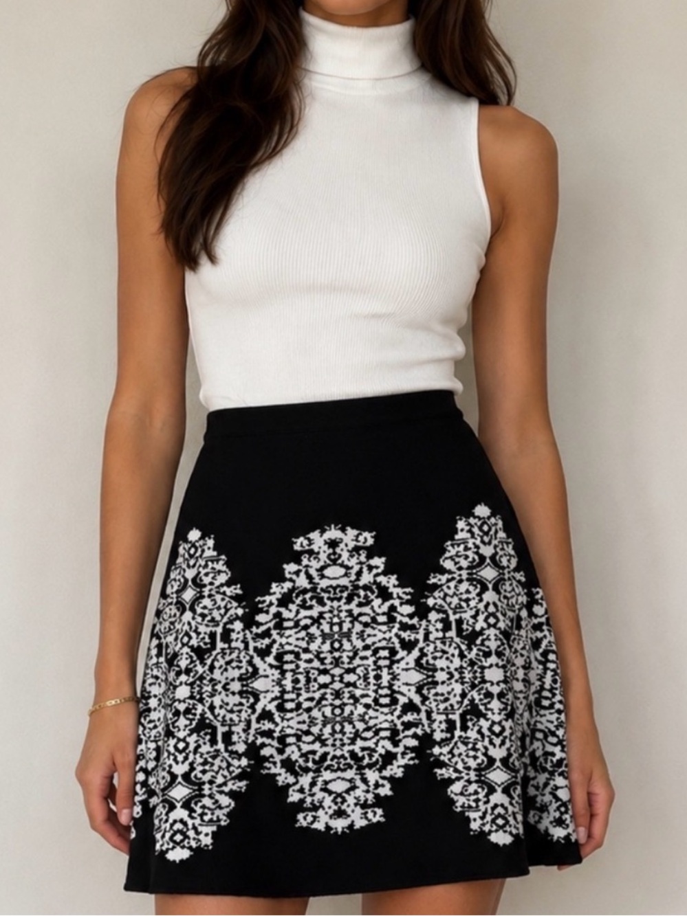 Roz & Ali Black Mini Skirt with White Damask Motif - Petite Medium